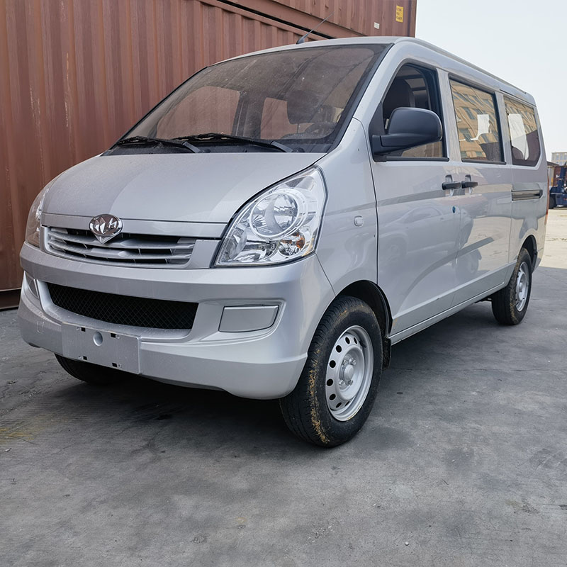 8 koltuk minivan