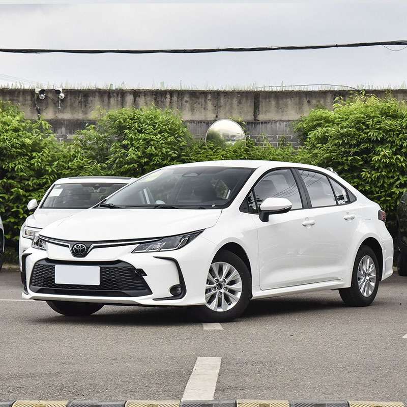 Toyota Corolla benzin sedan