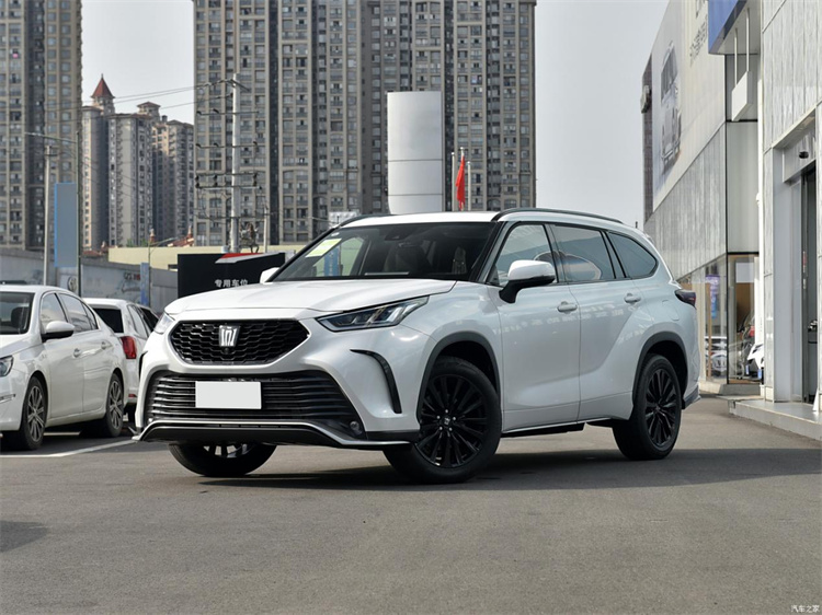 Toyota Crown Kluger benzin SUV